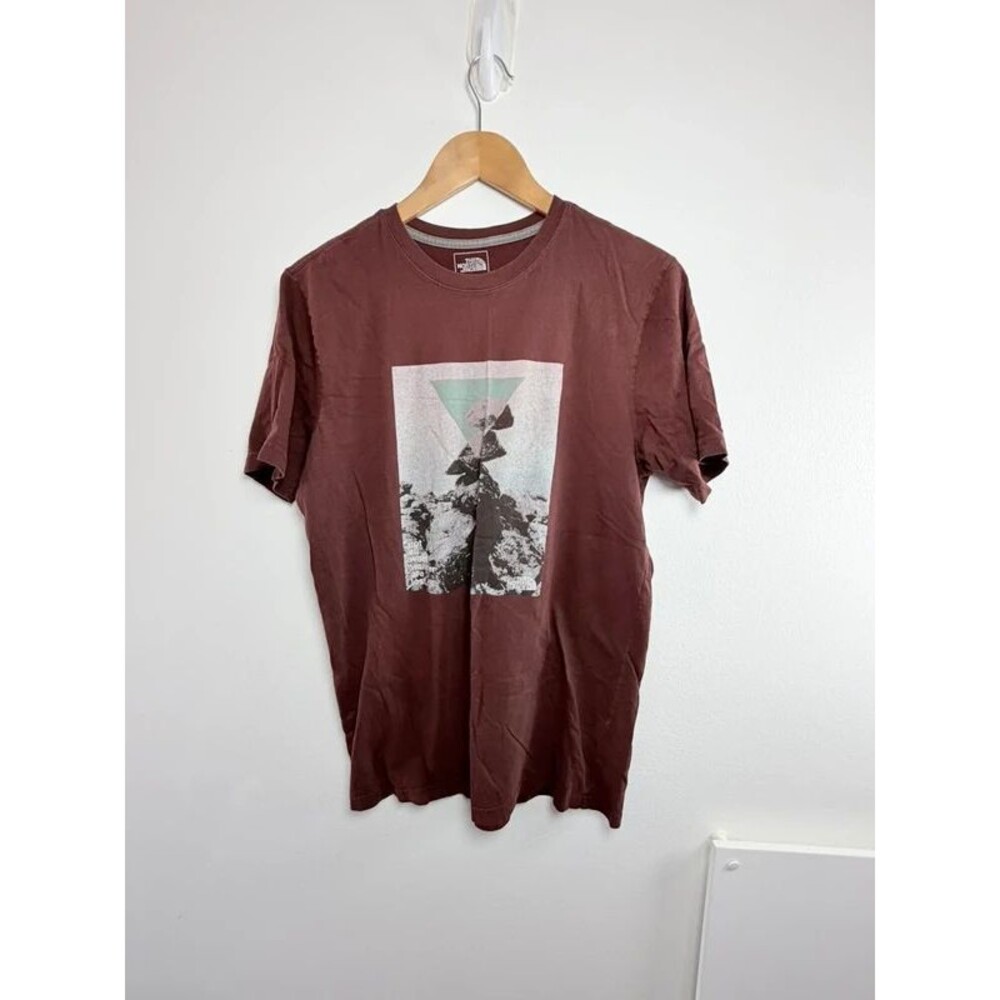 The North Face Not All Who Wander Graphic T-Shirt Men’s Large Burgundy Hiking - Picture 2 of 6
